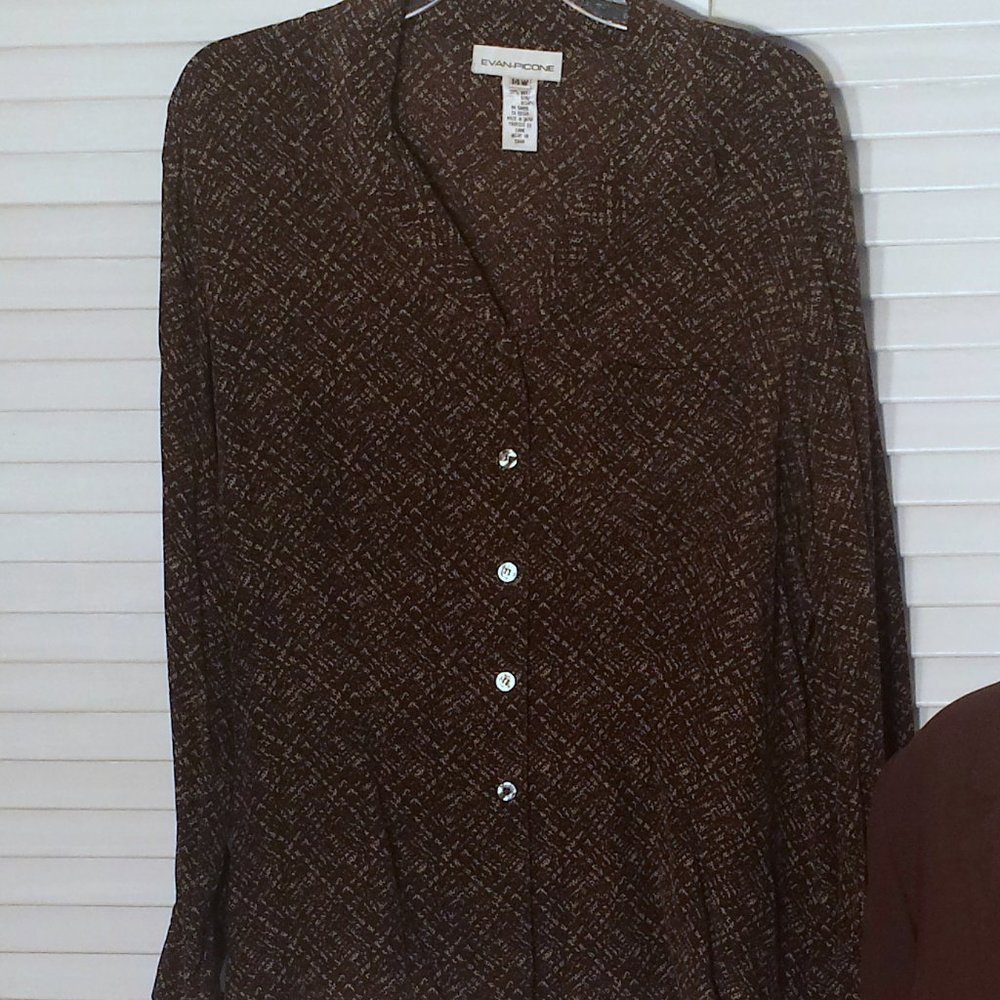 Evan Picone Geometric Blouse